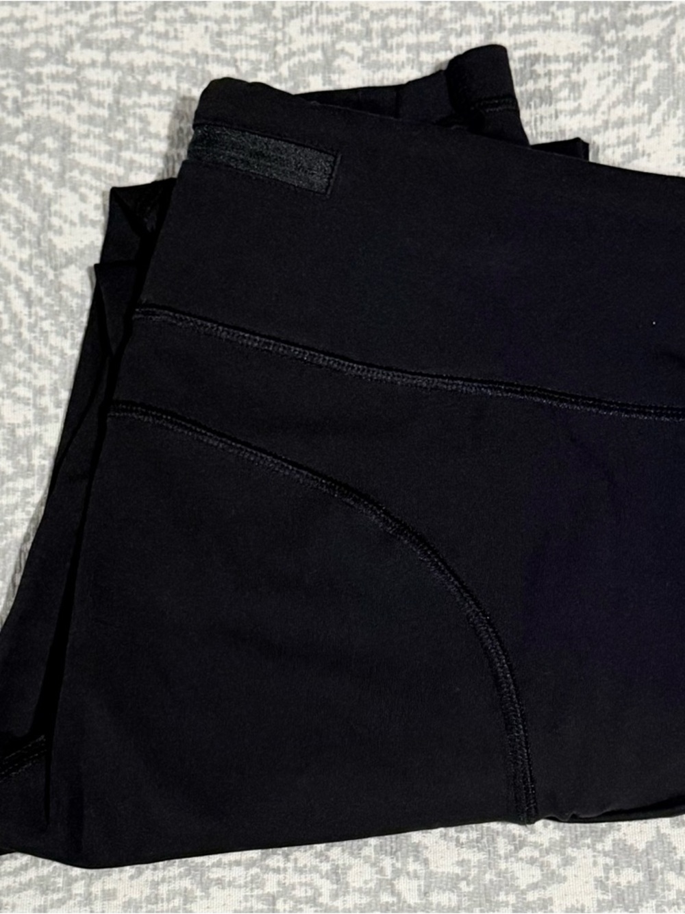 Lululemon /// Women’s Speed Tight Leggings - OG - Black - Size 8 - Picture 2 of 7